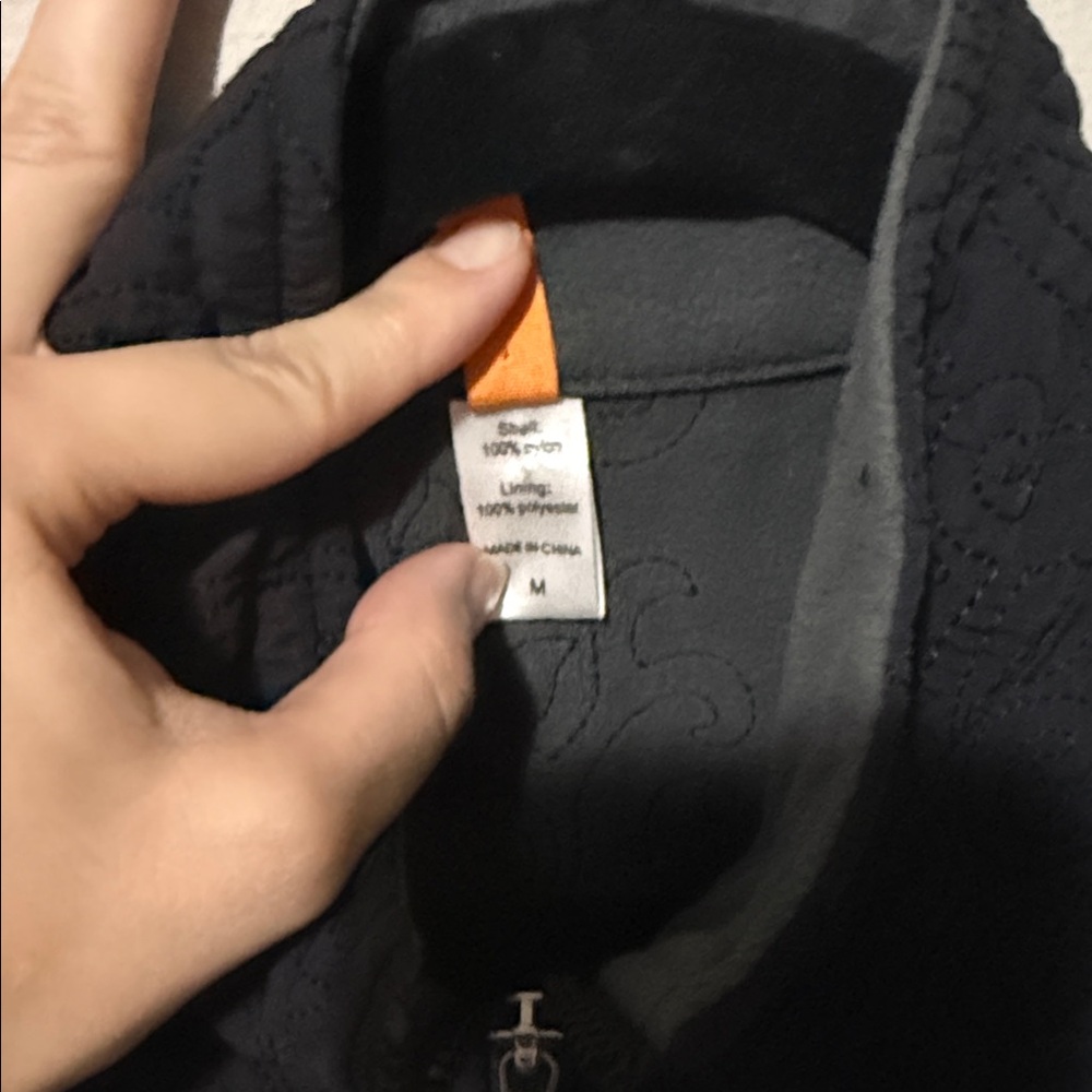 Lucy Black Stitched Nylon Vest Womens Medium Pockets Warm Winter Full Zip - Picture 8 of 9